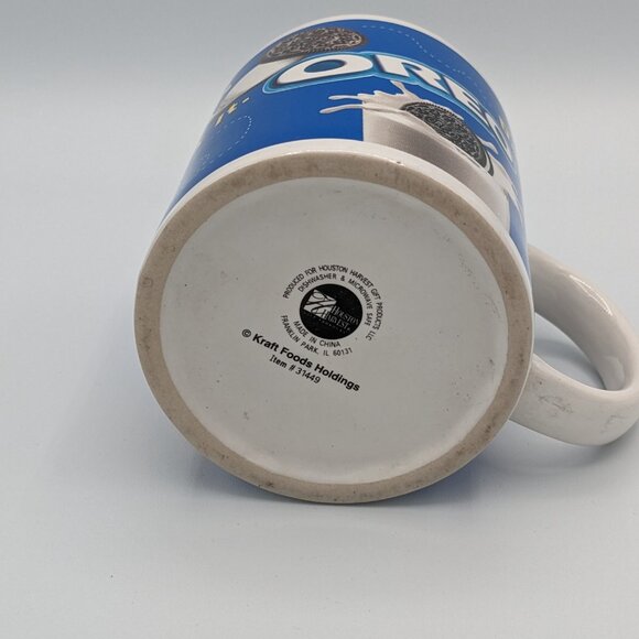 Oreo Mug: Bite It, Twist It, Lick It, Dunk It - Picture 7 of 10